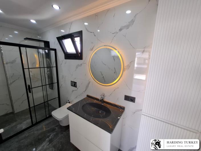 Image No.23-4 Bed Villa / Detached for sale