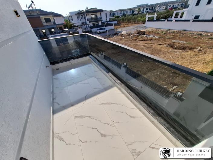 Image No.26-4 Bed Villa / Detached for sale