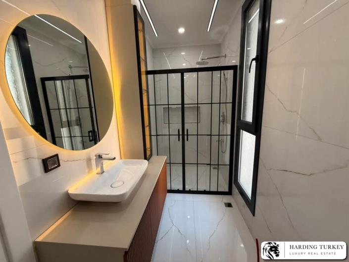 Image No.21-Villa / Détaché de 4 chambres à vendre à Altinkum