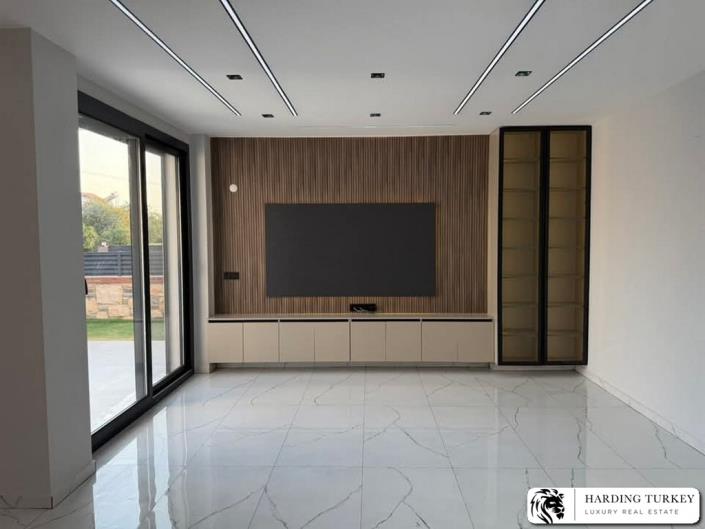 Image No.25-Villa / Détaché de 4 chambres à vendre à Altinkum