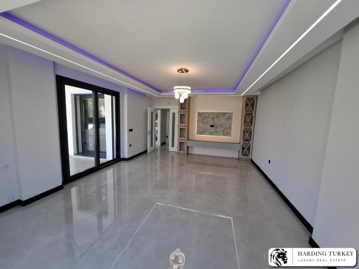 Image No.13-4 Bed Villa / Detached for sale