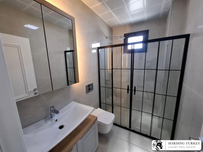 Image No.18-4 Bed Villa / Detached for sale