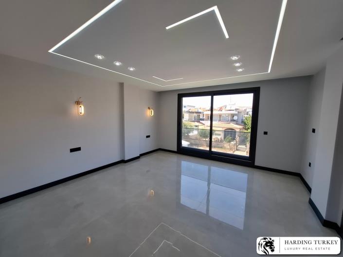 Image No.28-4 Bed Villa / Detached for sale