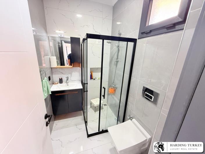 Image No.13-3 Bed Semi-Detached for sale