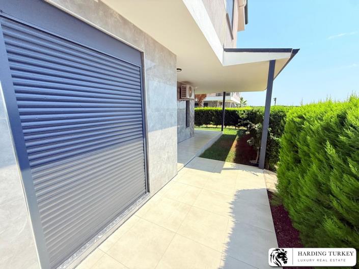 Image No.28-3 Bed Semi-Detached for sale