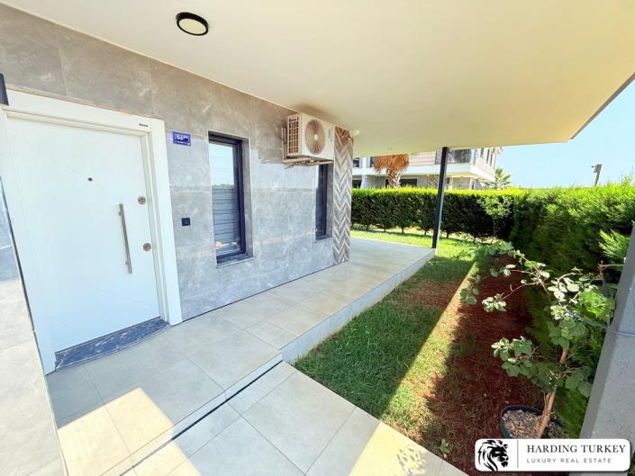 Image No.29-3 Bed Semi-Detached for sale