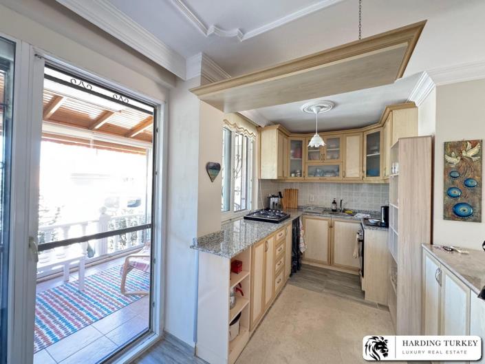 Image No.11-3 Bed Semi-Detached for sale