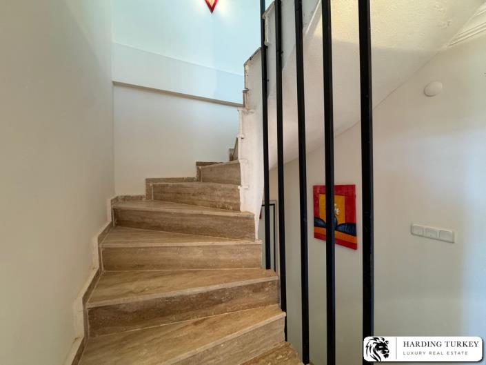 Image No.20-3 Bed Semi-Detached for sale