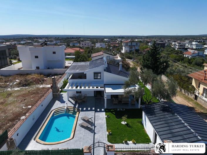 Image No.2-Villa / Détaché de 4 chambres à vendre à Akbuk