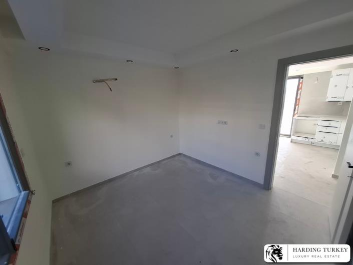 Image No.19-2 Bed Apartment for sale