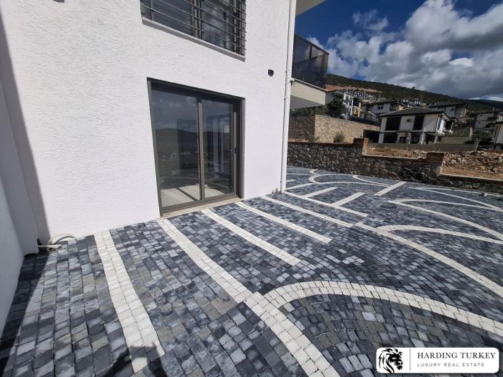 Image No.21-2 Bed Apartment for sale