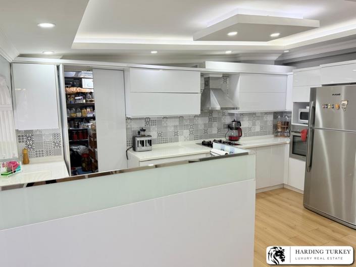 Image No.9-3 Bed Duplex for sale