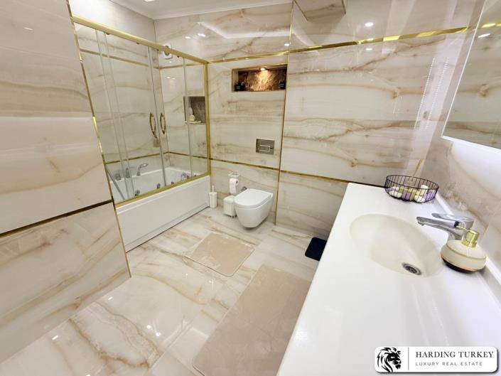 Image No.10-3 Bed Duplex for sale