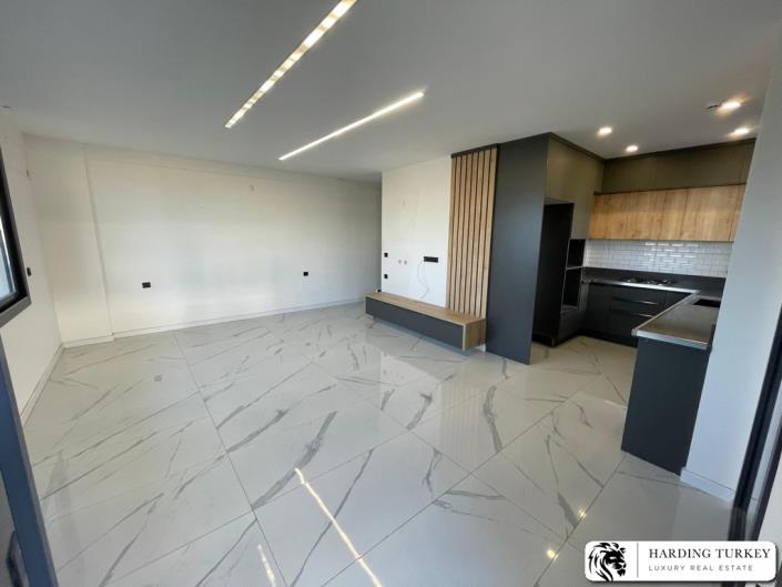 Image No.14-3 Bed Semi-Detached for sale