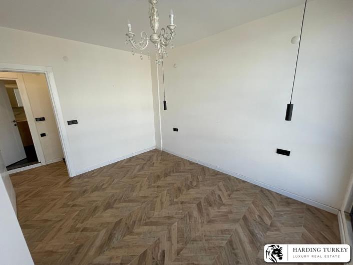 Image No.24-3 Bed Semi-Detached for sale