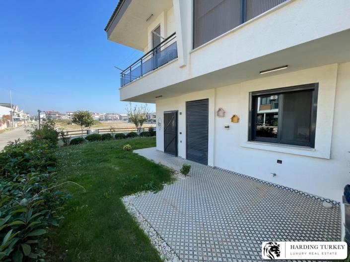 Image No.34-3 Bed Semi-Detached for sale