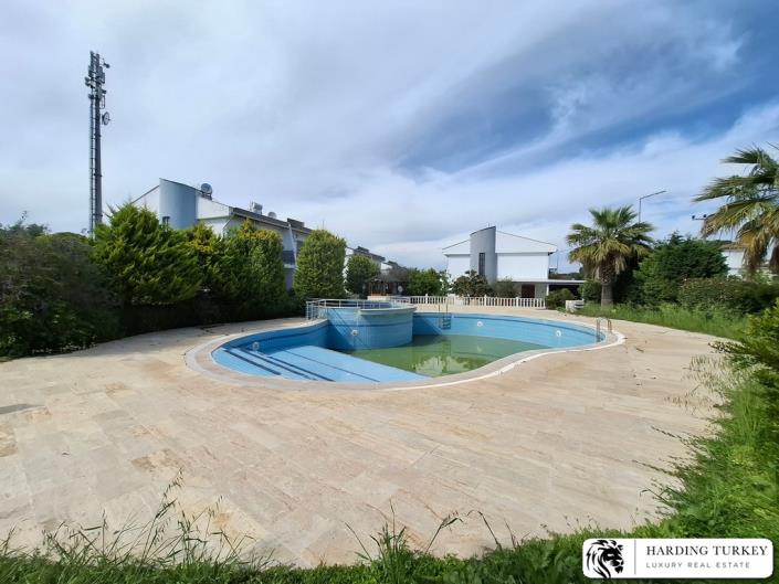 Image No.2-3 Bed Semi-Detached for sale