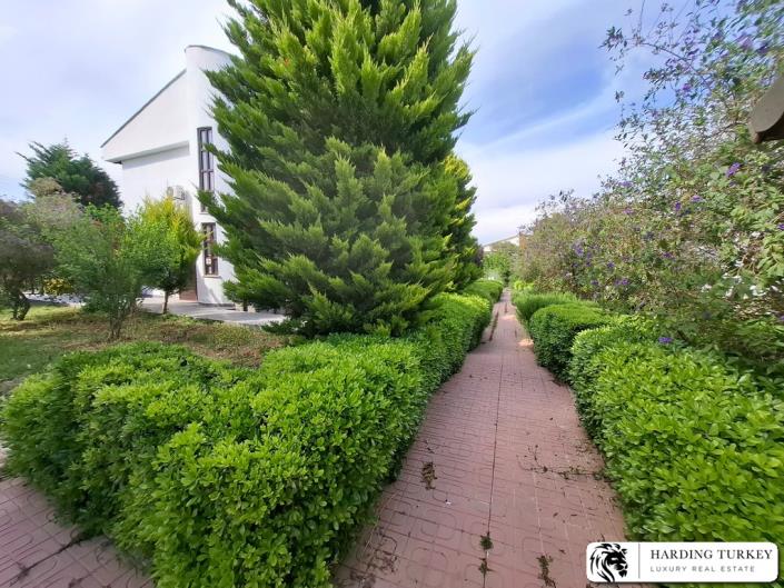 Image No.4-3 Bed Semi-Detached for sale