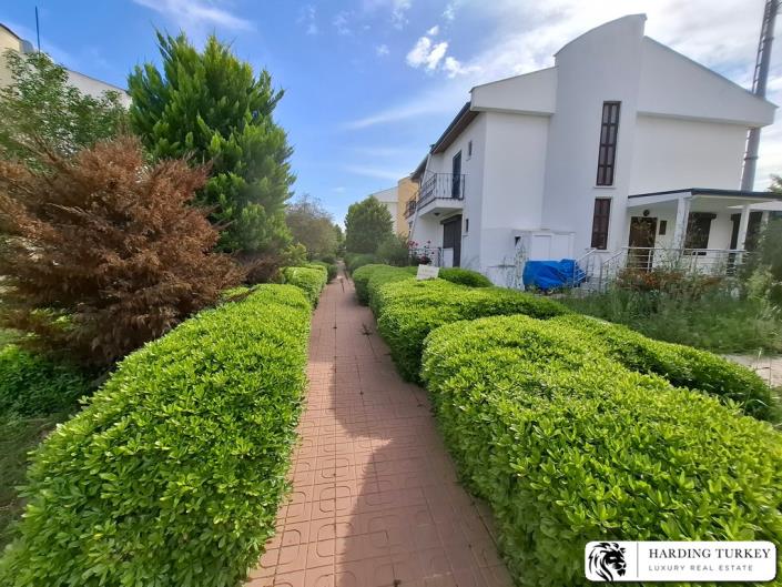 Image No.6-3 Bed Semi-Detached for sale