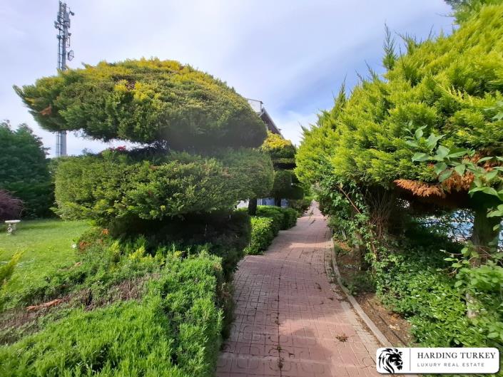 Image No.8-3 Bed Semi-Detached for sale