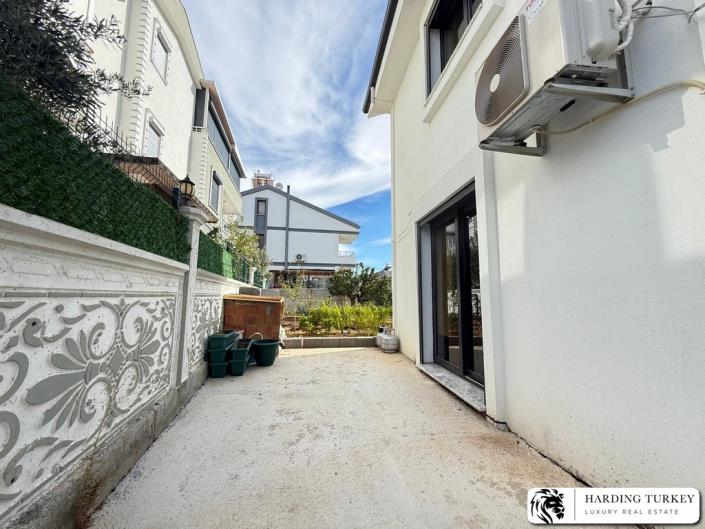 Image No.10-Jumelé de 4 chambres à vendre à Altinkum