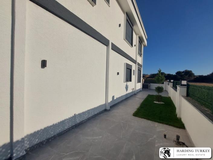 Image No.6-4 Bed Villa / Detached for sale