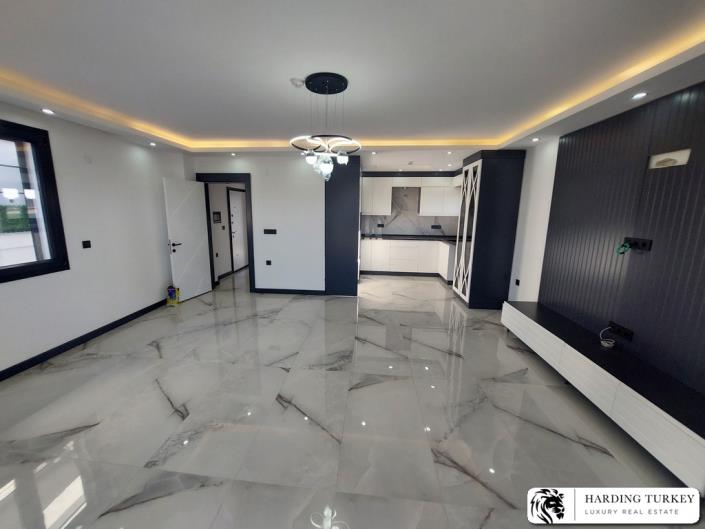 Image No.19-4 Bed Villa / Detached for sale