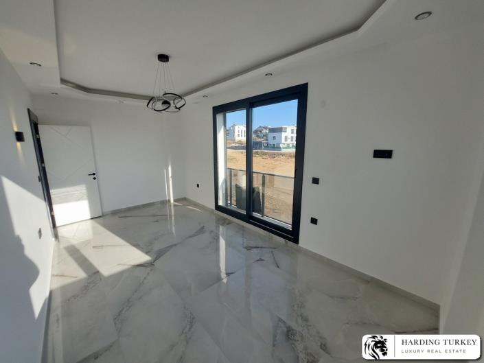 Image No.31-4 Bed Villa / Detached for sale