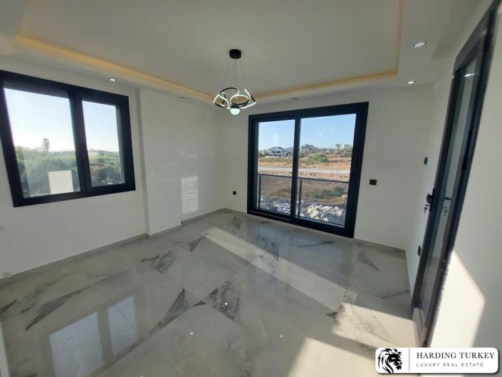 Image No.35-4 Bed Villa / Detached for sale