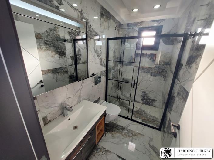 Image No.37-4 Bed Villa / Detached for sale