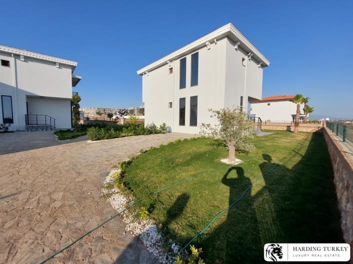 Image No.5-3 Bed Villa / Detached for sale