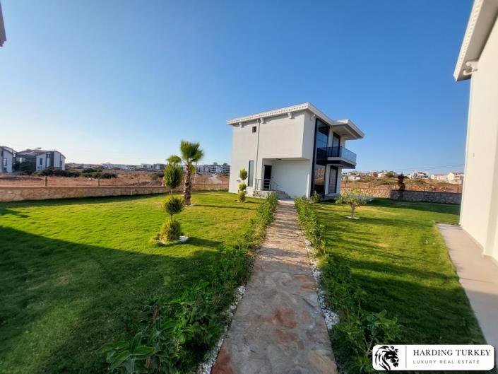 Image No.8-3 Bed Villa / Detached for sale