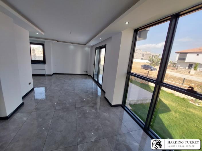 Image No.16-3 Bed Villa / Detached for sale