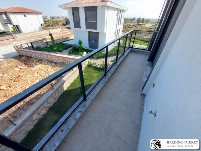 Image No.34-3 Bed Villa / Detached for sale