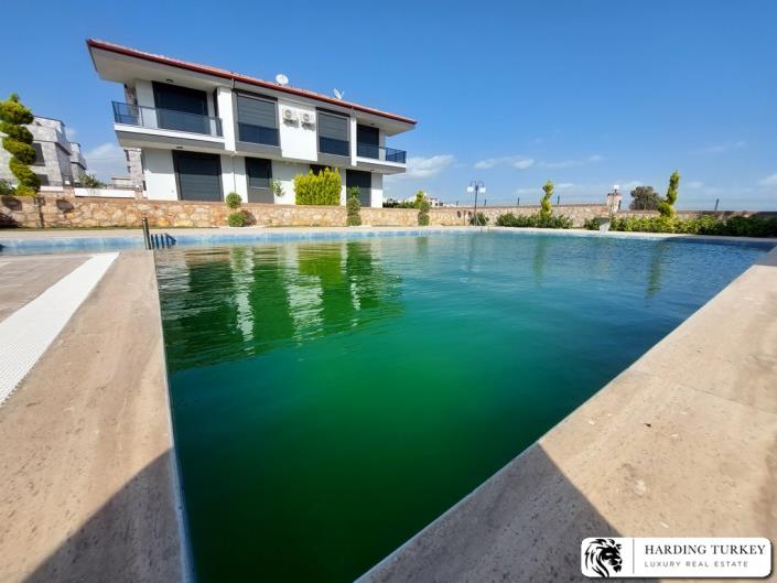 Image No.37-3 Bed Villa / Detached for sale