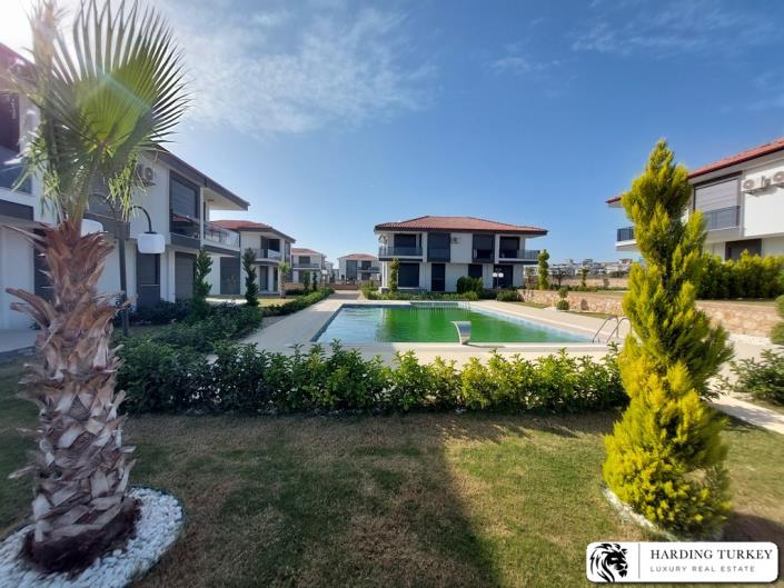 Image No.44-3 Bed Villa / Detached for sale