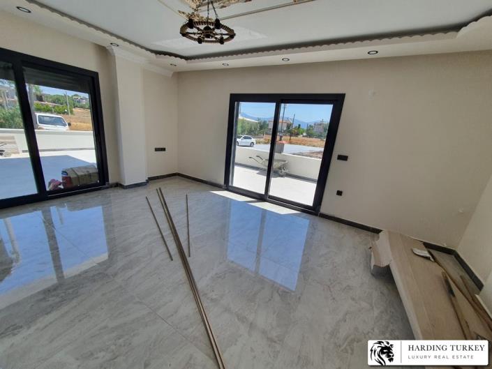 Image No.11-3 Bed Villa / Detached for sale