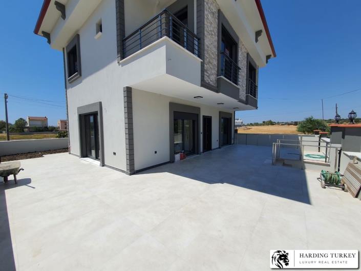 Image No.21-3 Bed Villa / Detached for sale