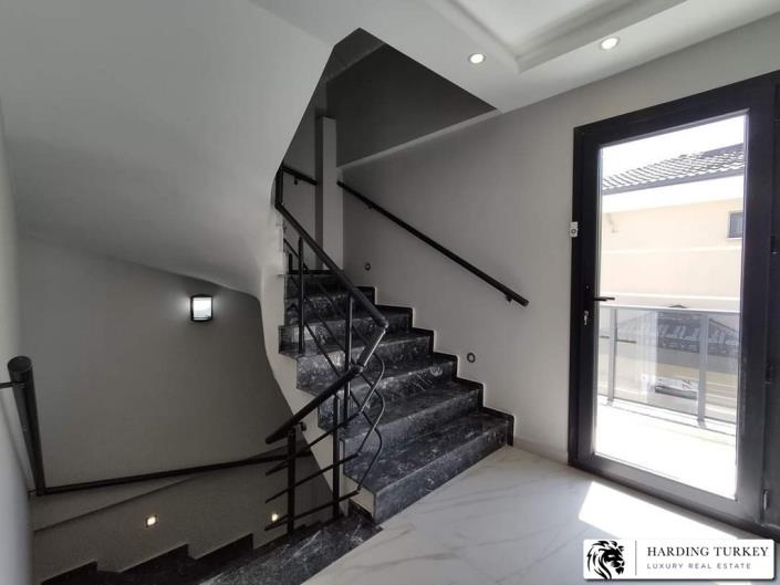 Image No.17-4 Bed Villa / Detached for sale