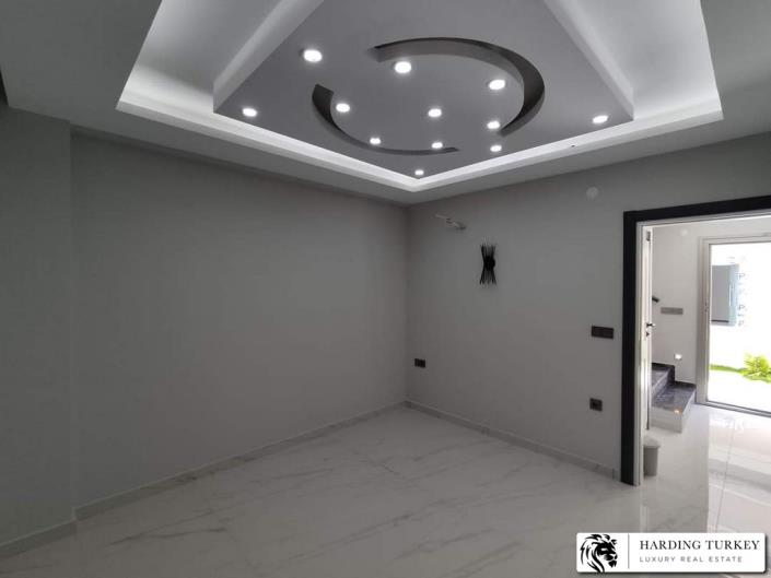 Image No.31-4 Bed Villa / Detached for sale