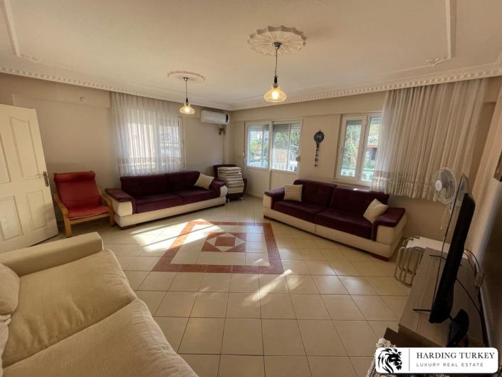 Image No.12-4 Bed Semi-Detached for sale