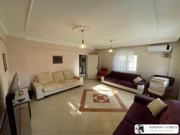 Image No.13-4 Bed Semi-Detached for sale