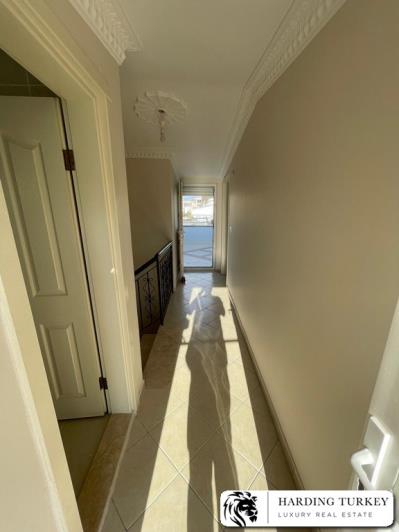 Image No.45-4 Bed Semi-Detached for sale