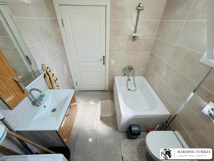 Image No.12-2 Bed Apartment for sale