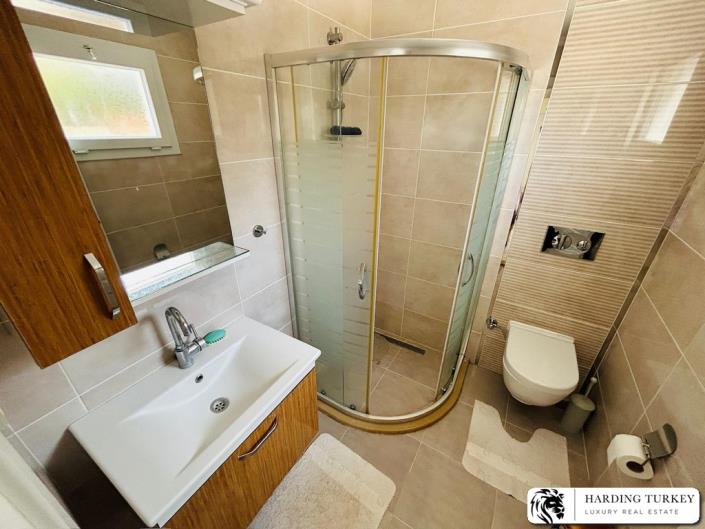 Image No.16-2 Bed Apartment for sale