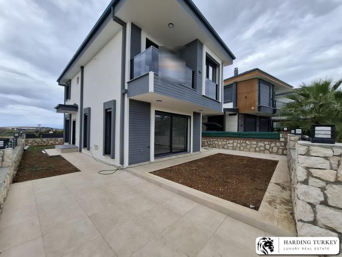 Image No.1-Villa / Détaché de 3 chambres à vendre à Altinkum