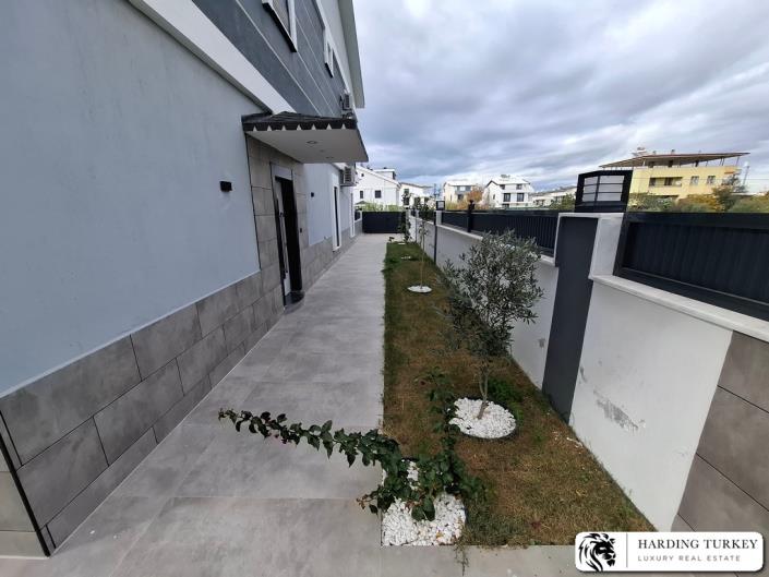 Image No.4-Jumelé de 3 chambres à vendre à Altinkum