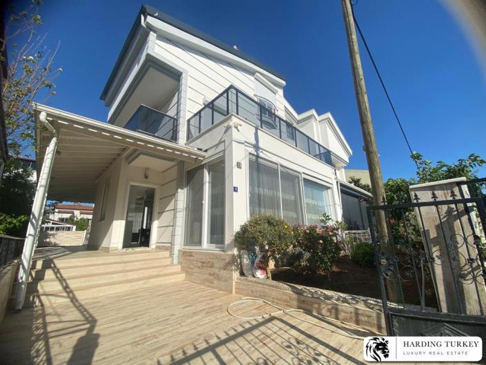 Image No.5-Jumelé de 4 chambres à vendre à Altinkum