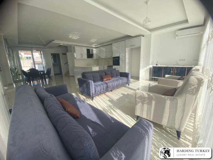 Image No.12-Jumelé de 4 chambres à vendre à Altinkum