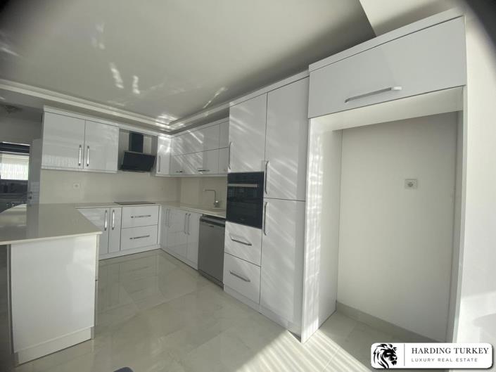 Image No.15-Jumelé de 4 chambres à vendre à Altinkum